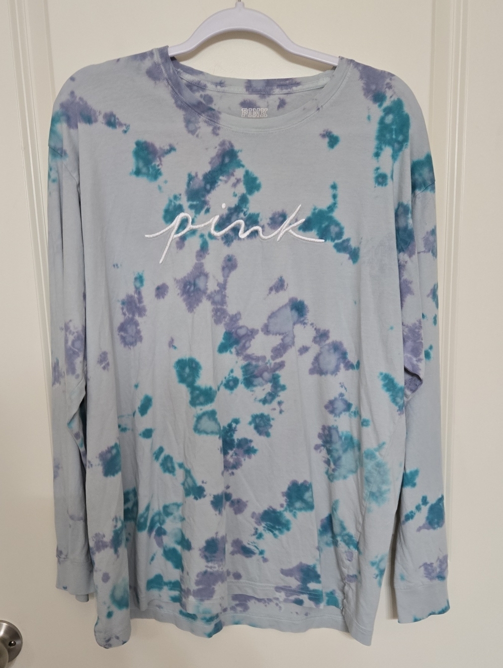 PINK Victoria's Secret Light Blue Tie-Dye Long Sleeve Tee